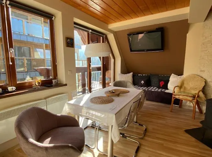 Cyrhla Ceprówka Apartamento *